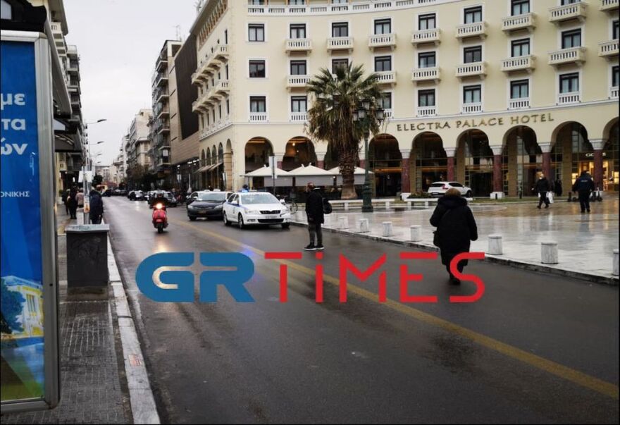 Τηλεφώνημα για βόμβα στη Θεσσαλονίκη - Κλειστή η Μητροπόλεως (βίντεο και φωτογραφίες)