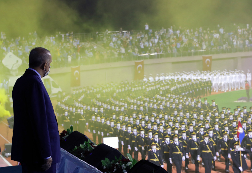 Το Φθινόπωρο του σουλτάνου: Τι θα κάνει ο Ερντογάν αν χάσει τις εκλογές