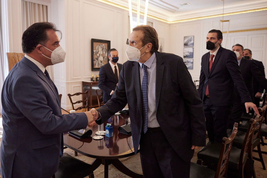 Μητσοτάκης προς τον εμπορικό κόσμο: Αξιοποιείστε τα χρηματοδοτικά εργαλεία του κράτους