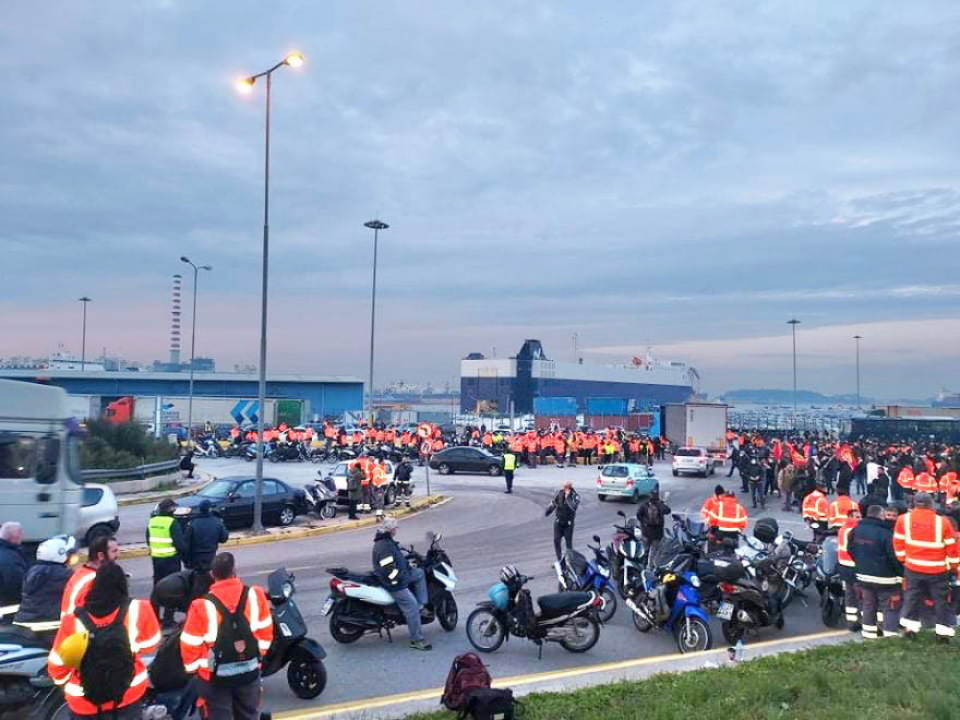 Λιμάνι Πειραιά: 24ωρη απεργία σήμερα των εργαζόμενων στη διακίνηση εμπορευματοκιβωτίων