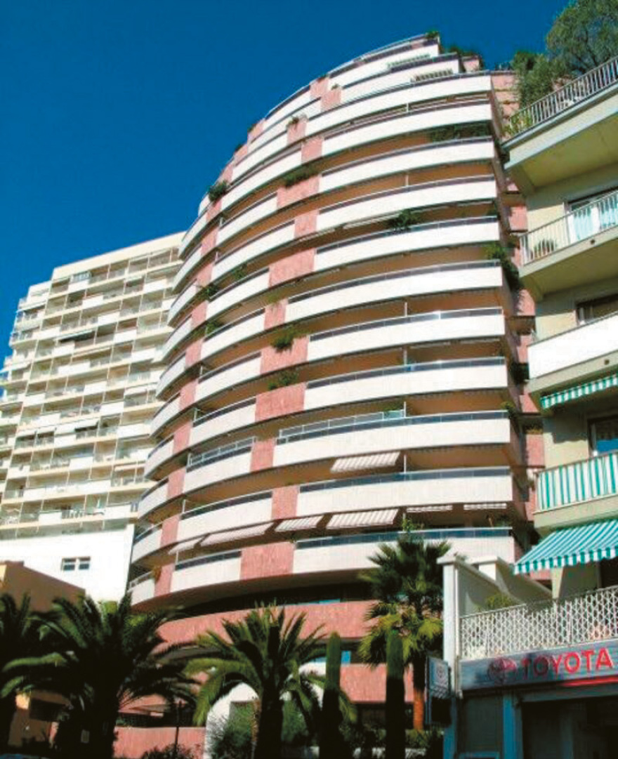 Ο πόλεμος των Τράγκα: Ίντριγκες, εξώδικα και πάγωμα περιουσίας από την Εφορία