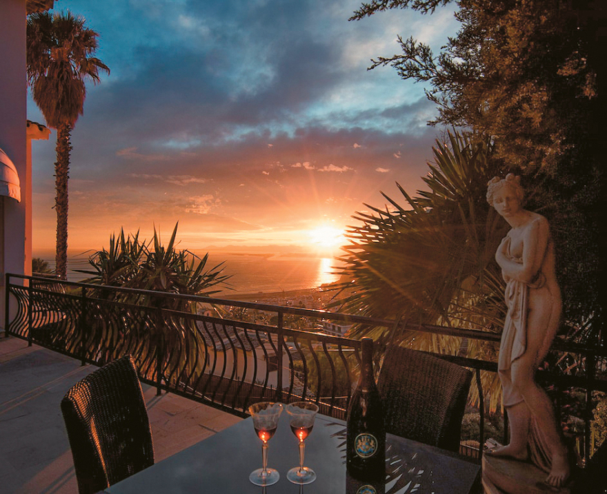 Ο πόλεμος των Τράγκα: Ίντριγκες, εξώδικα και πάγωμα περιουσίας από την Εφορία