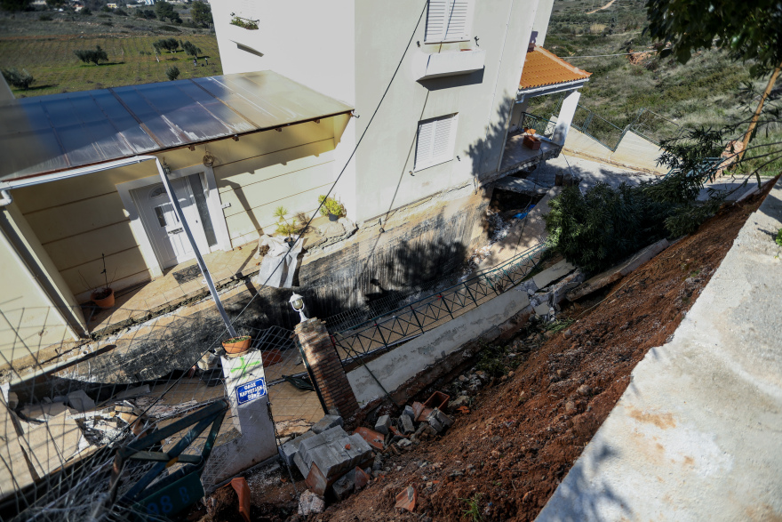 Νέος Βουτζάς: Το φαινόμενο της «περιστροφικής κατολίσθησης» που έφερε την καθίζηση - Πού οφείλεται