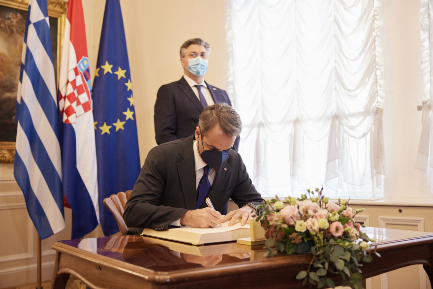 Μητσοτάκης από Ζάγκρεμπ: Συγχαρητήρια στην Κροατία για την αγορά Rafale