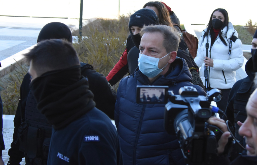 Εξετάζεται η διακοπή της δίκης του Δημήτρη Λιγνάδη για τον Μάρτιο