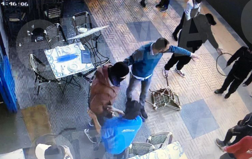 Βούλα: Ντελιβεράδες μαχαιρώθηκαν για μία παραγγελία