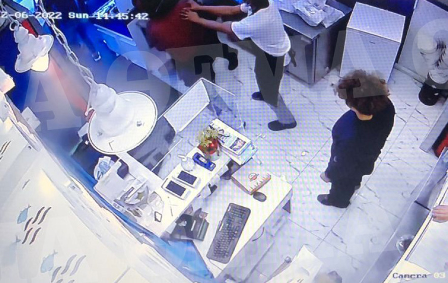 Βούλα: Ντελιβεράδες μαχαιρώθηκαν για μία παραγγελία