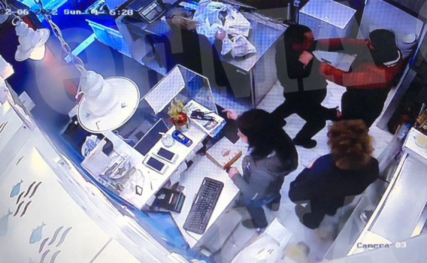 Βούλα: Ντελιβεράδες μαχαιρώθηκαν για μία παραγγελία