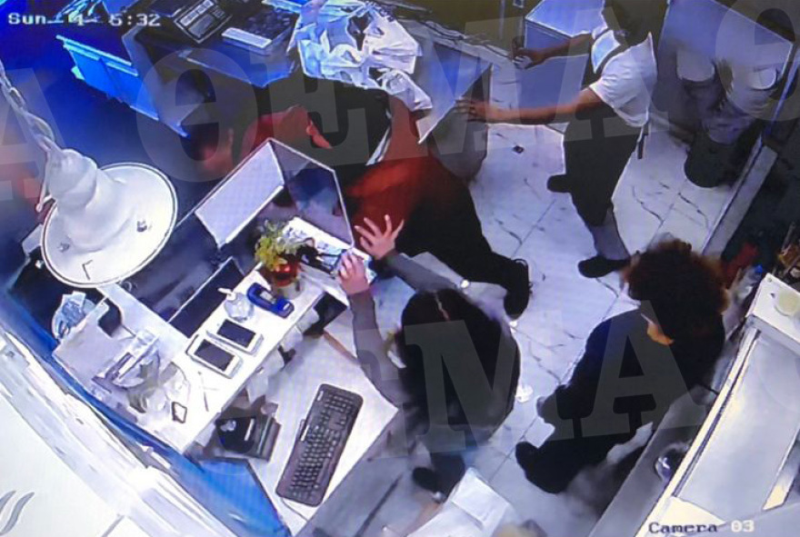 Βούλα: Ντελιβεράδες μαχαιρώθηκαν για μία παραγγελία