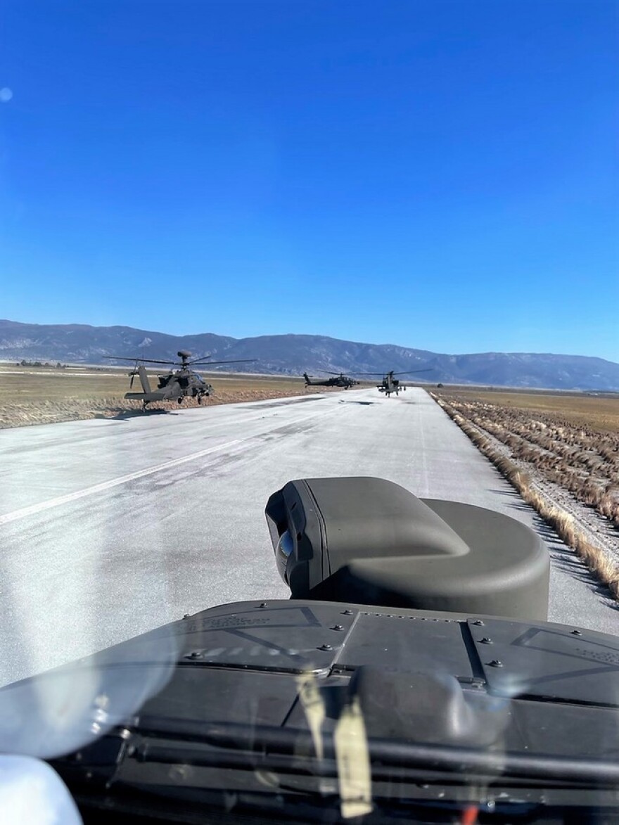  Μεγάλη άσκηση ελληνικών και αμερικανικών επιθετικών ελικοπτέρων στο πεδίο βολής «Κρανέας» - Δείτε βίντεο