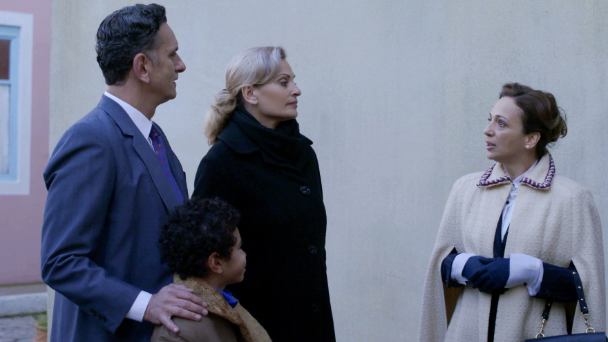 Άγριες Μέλισσες: Ο Νικηφόρος αρραβωνιάζεται, καλεσμένη και η Δρόσω