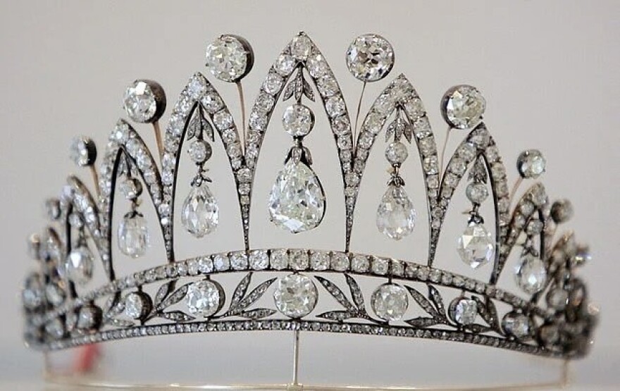Ιταλία: Στα δικαστήρια για το... στέμμα και τα 300 εκατ. ευρώ της «κληρονομιάς» τους οι απόγονοι του βασιλιά