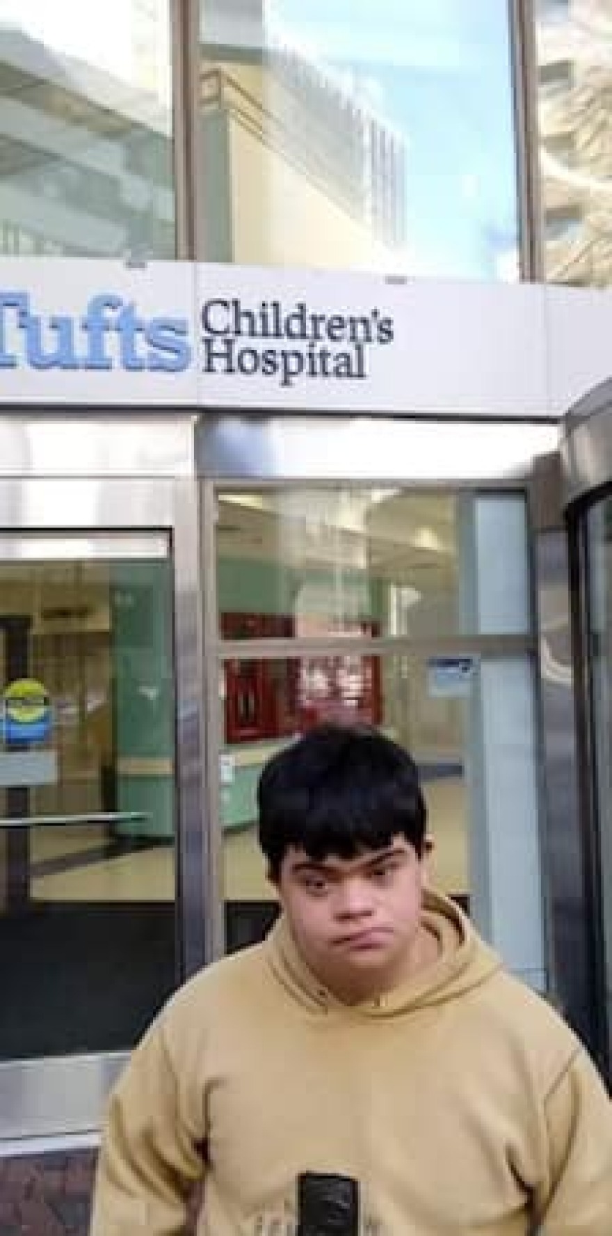 Στην Αμερική για θεραπεία ο 14χρονος Εφραίμ από την Κάλυμνο για να κερδίσει την μάχη με την ζωή