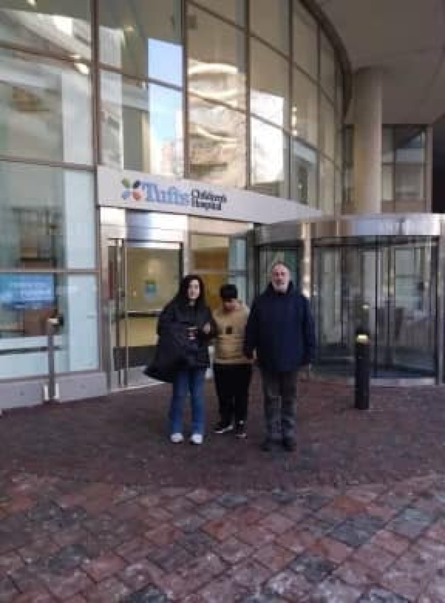 Στην Αμερική για θεραπεία ο 14χρονος Εφραίμ από την Κάλυμνο για να κερδίσει την μάχη με την ζωή