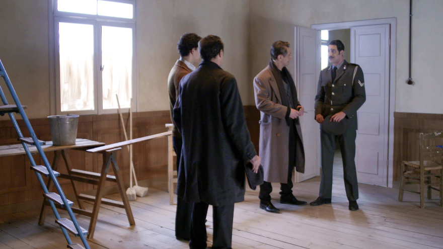 Άγριες Μέλισσες: Οι αρραβώνες του Νικηφόρου και της Ρένας οδηγούνται σε καταστροφή