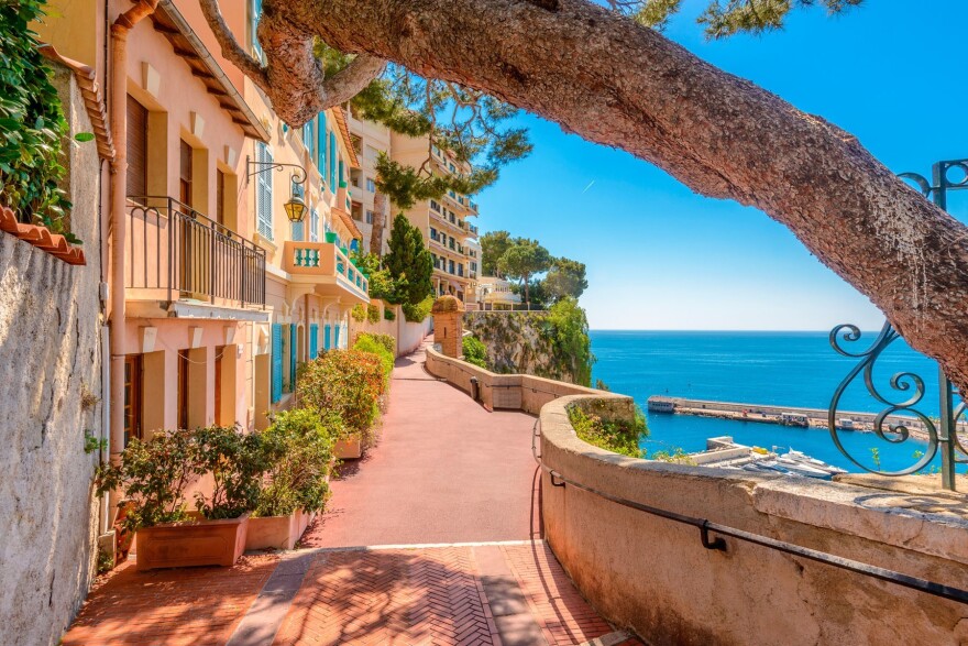 Ετοιμάζουμε βαλίτσες: Αυτοί είναι οι πιο hot προορισμοί για το 2022 στη Γαλλία