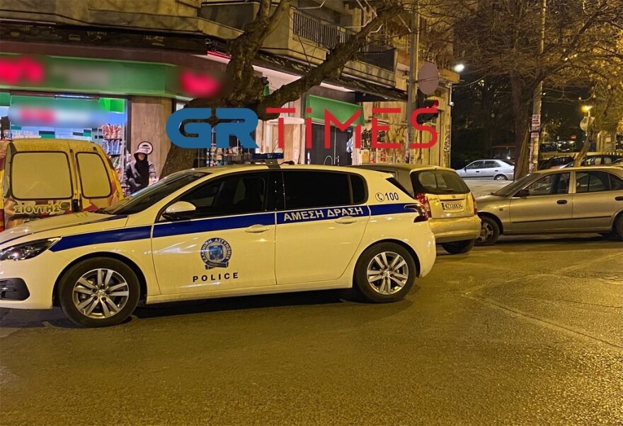 Θεσσαλονίκη: Ληστεία με απειλή μαχαιριού στο κέντρο