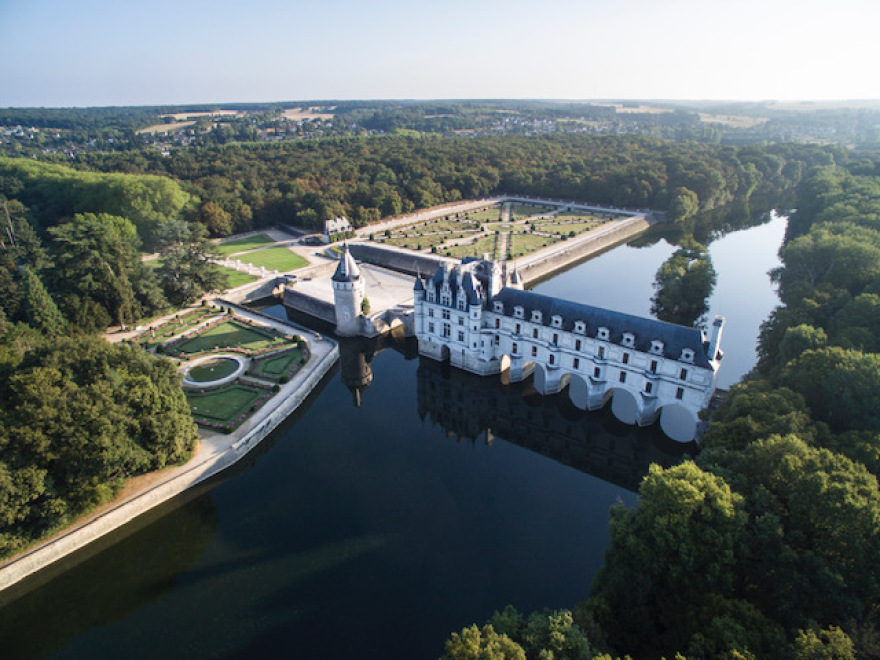 Ετοιμάζουμε βαλίτσες: Αυτοί είναι οι πιο hot προορισμοί για το 2022 στη Γαλλία