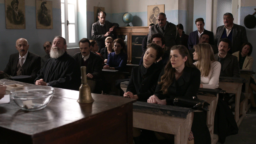 Άγριες Μέλισσες: O Δούκας αρχίζει έναν υπόγειο πόλεμο εναντίον του Ακύλα