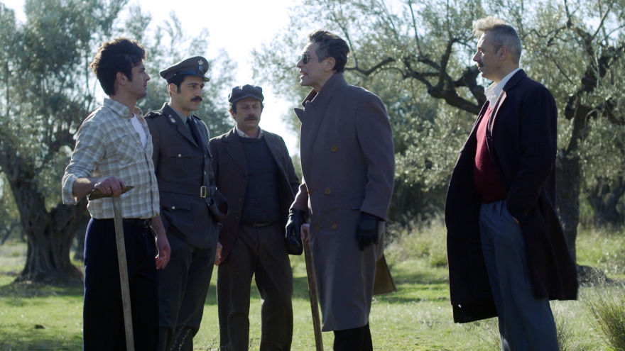 Άγριες Μέλισσες: O Δούκας αρχίζει έναν υπόγειο πόλεμο εναντίον του Ακύλα