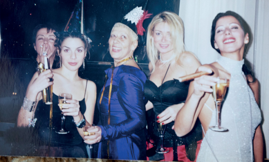 Η ιέρεια του αθηναϊκού κλάμπινγκ Κατερίνα Θεοδωρίδου θυμάται ιστορίες της... νύχτας