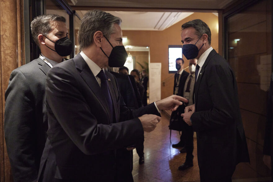 Ο Μητσοτάκης στο Μόναχο: Είδε Άντονι Μπλίνκεν και... Μπιλ Γκέιτς