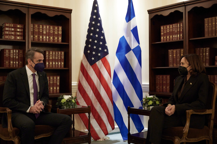 Μόναχο, συνάντηση Μητσοτάκη - Κάμαλα Χάρις: Ενέργεια και ελληνοτουρκικά στο επίκεντρο - «Ζωηρό» αμερικανικό ενδιαφέρον για επενδύσεις