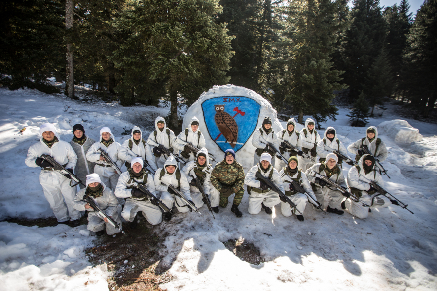 Δείτε εντυπωσιακές εικόνες και βίντεο από τη χειμερινή εκπαίδευση της Σχολής Μονίμων Υπαξιωματικών