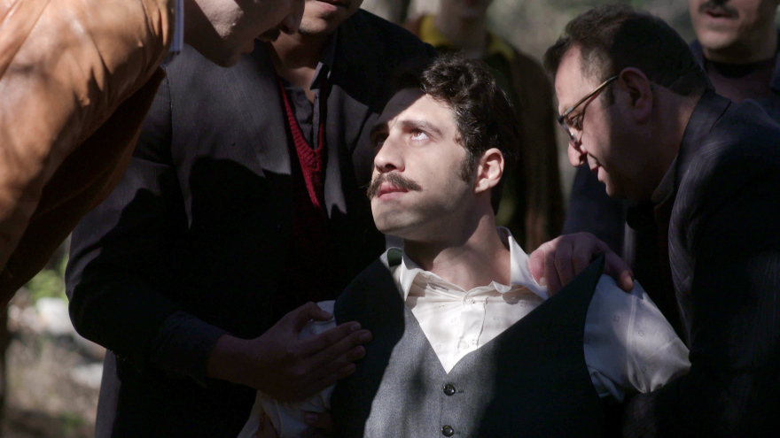 Άγριες Μέλισσες: Στα άκρα η η σχέση Ακύλα - Ζάχου