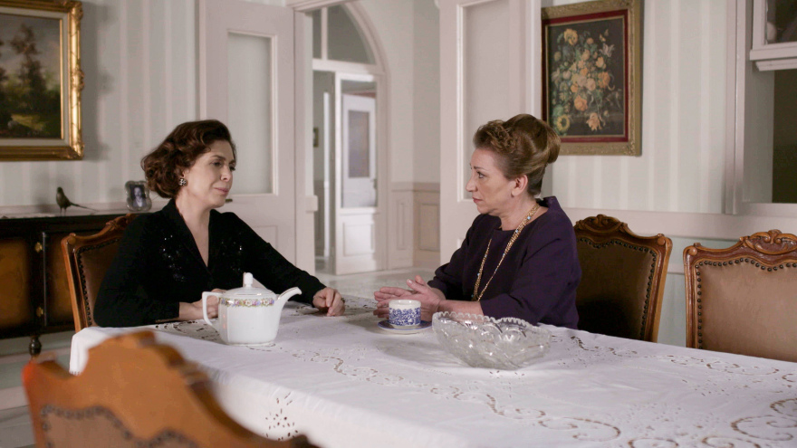 Άγριες Μέλισσες: Στα άκρα η η σχέση Ακύλα - Ζάχου