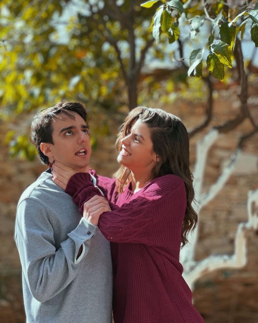 Σασμός: Με μία σειρά φωτογραφιών, η Δανάη Παππά περιγράφει τη σχέση Θοδώρας - Μανώλη