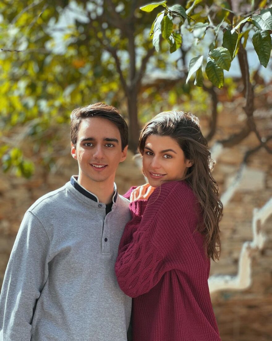 Σασμός: Με μία σειρά φωτογραφιών, η Δανάη Παππά περιγράφει τη σχέση Θοδώρας - Μανώλη