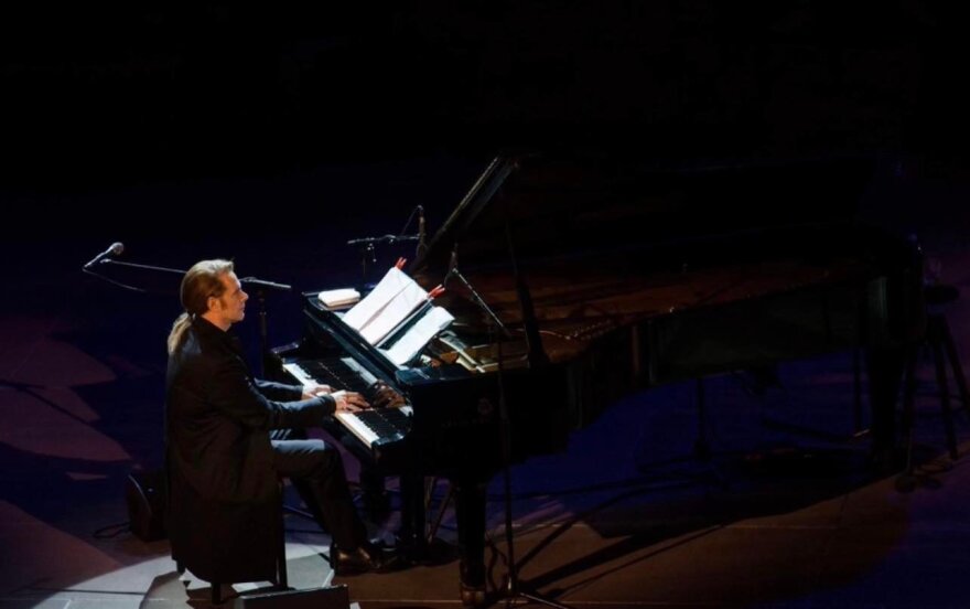 «Αυλή των θαυμάτων»: Ένα διεθνών προδιαγραφών μιούζικαλ στο Μέγαρο Μουσικής Αθηνών