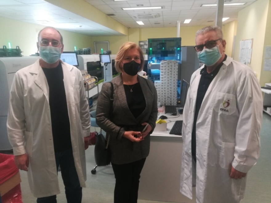 Μίνα Γκάγκα: Επίσκεψη στο Εθνικό Κέντρο Αιμοδοσίας 