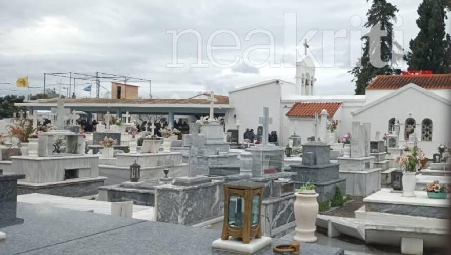 Χανιά: Σε κλίμα οδύνης το τελευταίο αντίο στο 22χρονο που καταπλακώθηκε από τοίχο στη Λάρισα