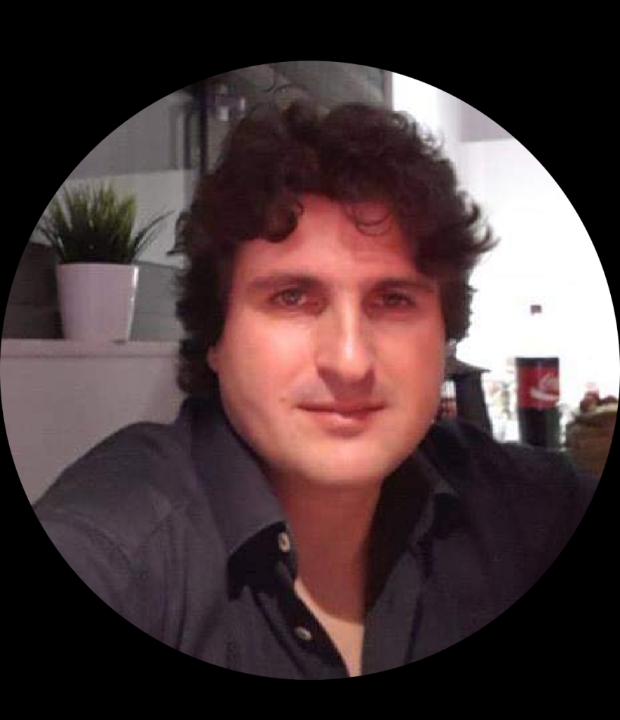 Εισβολή στην Ουκρανία: O Έλληνας που μετέδιδε με ψυχραιμία τις εξελίξεις και έγινε viral 