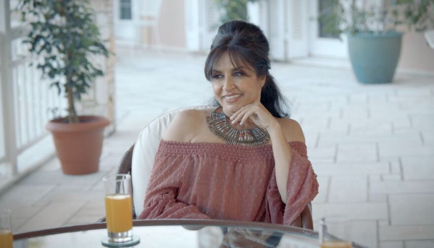 Συμπέθεροι απ' τα Τίρανα: Η μεγάλη δεξίωση του δημάρχου προς τιμήν του ζεύγους Ντόρτσεστερ έχει πολλές παρενέργειες