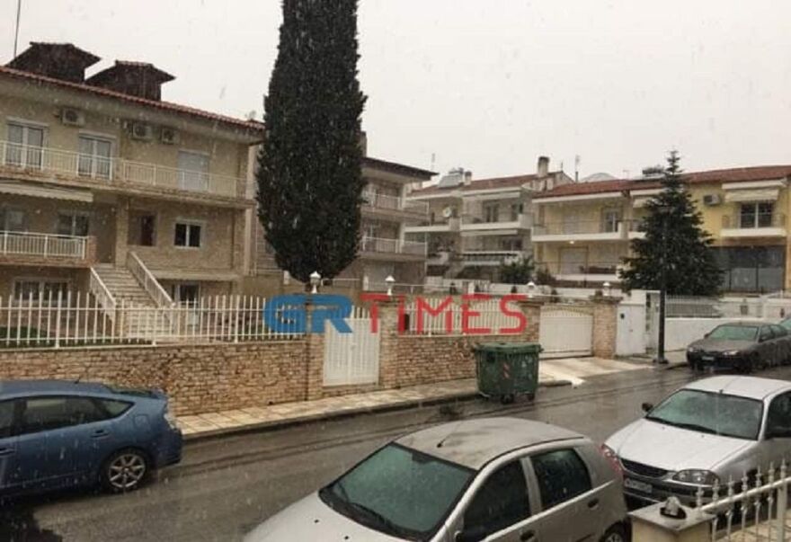 Θεσσαλονίκη: Η κακοκαιρία «Bianca» έφερε χιονοπτώσεις στα ορεινά - Δείτε βίντεο