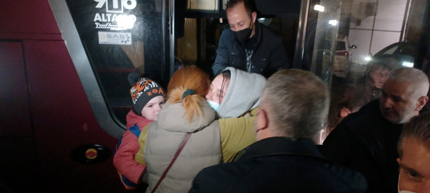 Εισβολή στην Ουκρανία: Ακόμα 120 Ουκρανοί πρόσφυγες έφτασαν στην Αθήνα