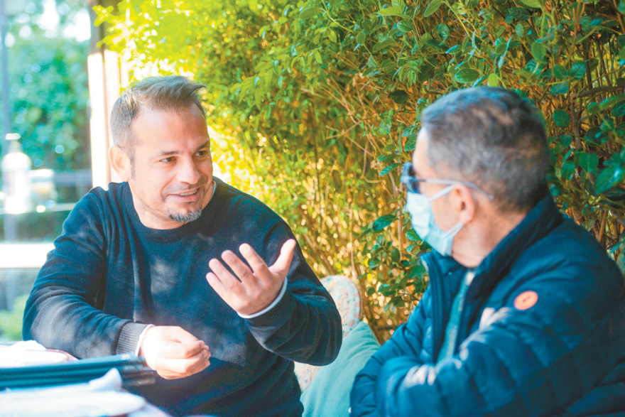 Ντέμης: Συνηθίζω σιγά-σιγά τη νέα μου ζωή- Τι λέει για το δείπνο με την Κατερίνα Παναγοπούλου