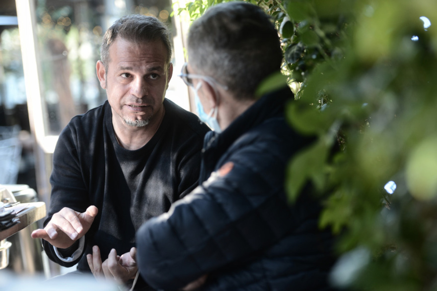 Ντέμης: Συνηθίζω σιγά-σιγά τη νέα μου ζωή- Τι λέει για το δείπνο με την Κατερίνα Παναγοπούλου