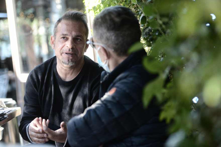 Ντέμης: Συνηθίζω σιγά-σιγά τη νέα μου ζωή- Τι λέει για το δείπνο με την Κατερίνα Παναγοπούλου