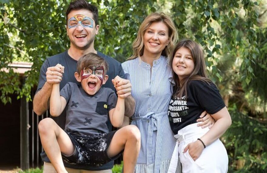 Ολένα Ζελένσκα: Το «who is who» της Πρώτης Κυρίας της Ουκρανίας - Ήταν αντίθετη με την ανάμειξη του άντρα της στην πολιτική