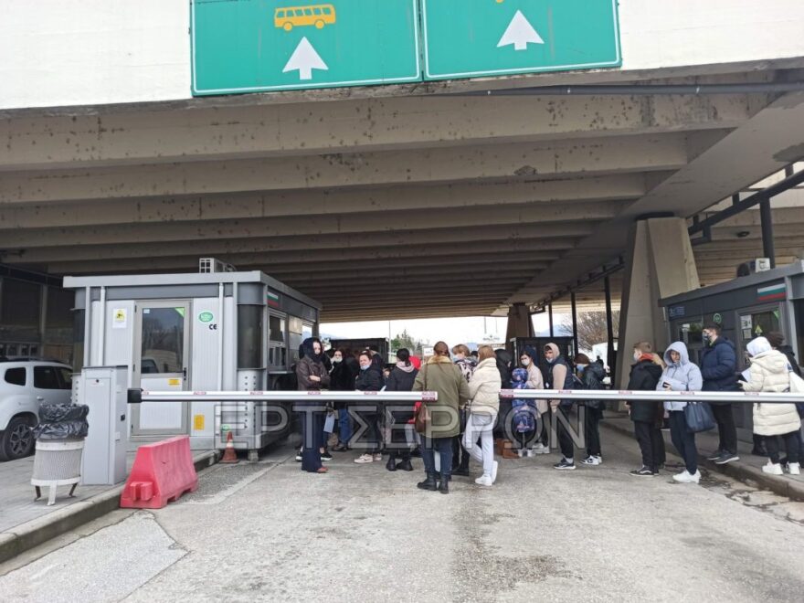 Πόλεμος στην Ουκρανία: Από τον Προμαχώνα στην Ελλάδα οι πρόσφυγες από την Ουκρανία