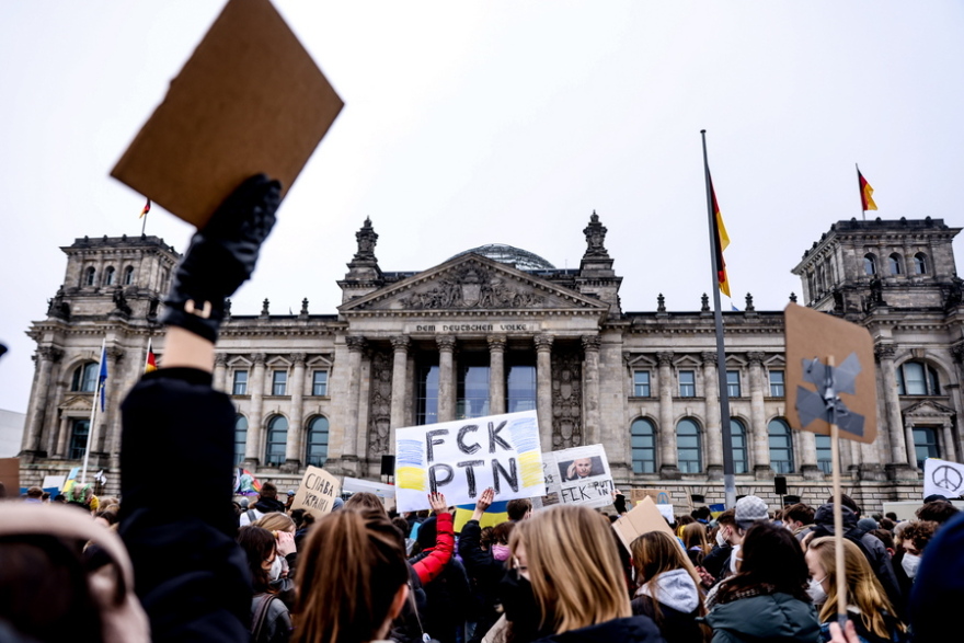 Γερμανία: Δεκάδες χιλιάδες μαθητές στις διαδηλώσεις κατά της ρωσικής εισβολής