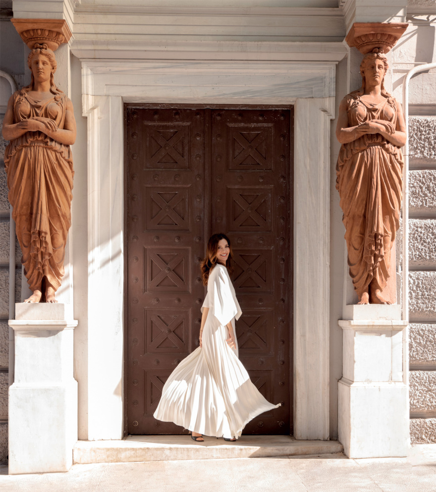 Κατερίνα Λέχου: «Οι σχέσεις θέλουν αγκαλιά και αποδοχή»