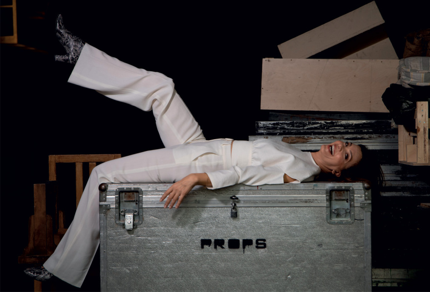 Κατερίνα Λέχου: «Οι σχέσεις θέλουν αγκαλιά και αποδοχή»