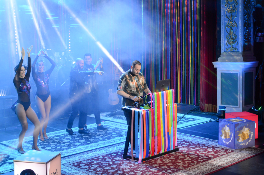 Σπίτι με το Mega: Η Άννα Βίσση πάει Πάτρα και μας μεταφέρει στο καρναβάλι