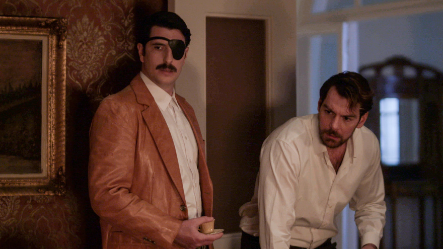 Άγριες Μέλισσες: Ο Λάμπρος και η Ελένη μοιράζονται την ευτυχία τους με το χωριό