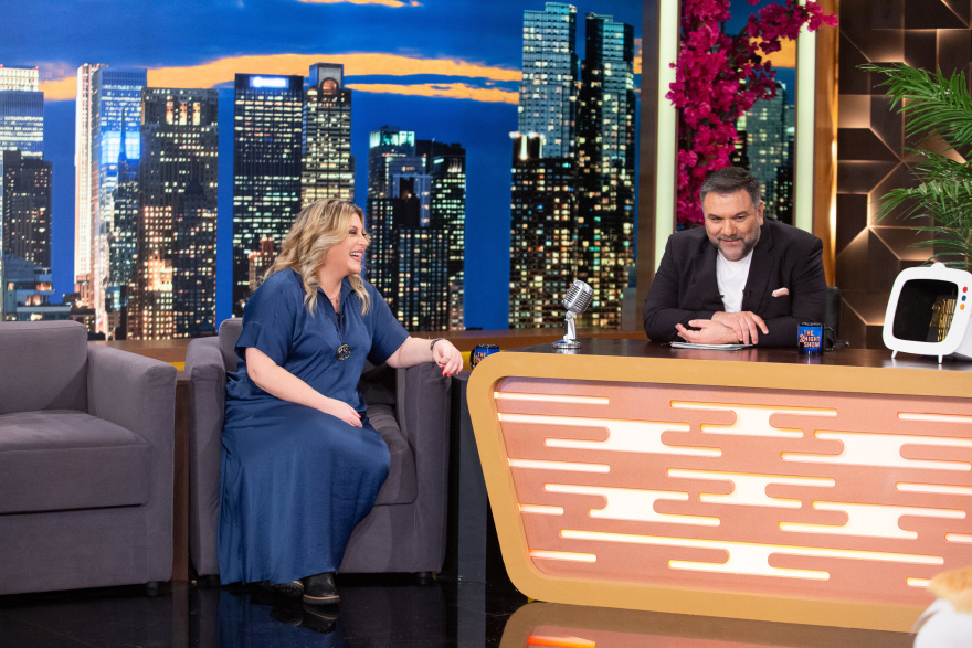 Το «The 2Night Show» υποδέχεται τον Μανώλη Κονταρό και τη Νάνσυ Νικολαΐδου